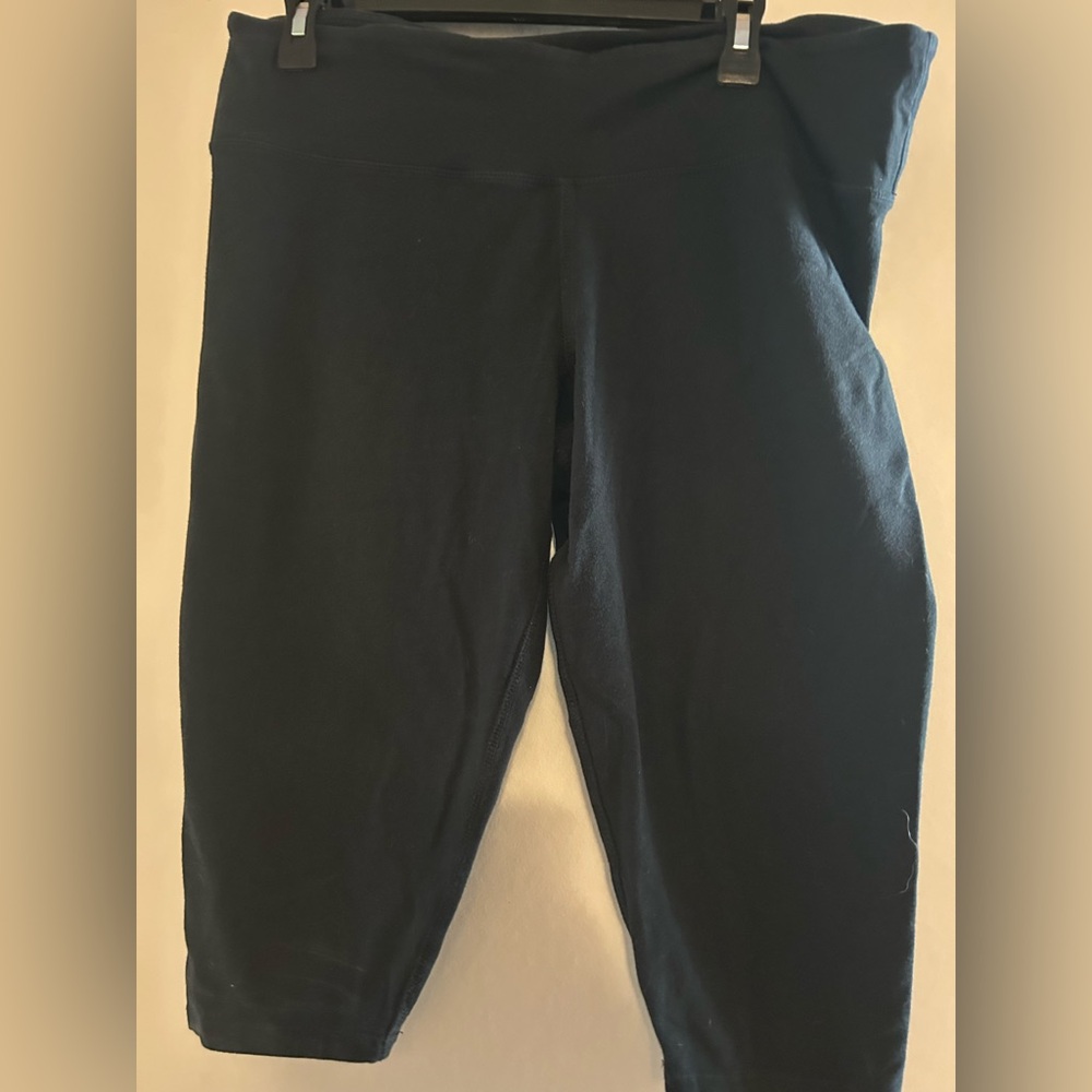 Earth yoga capri